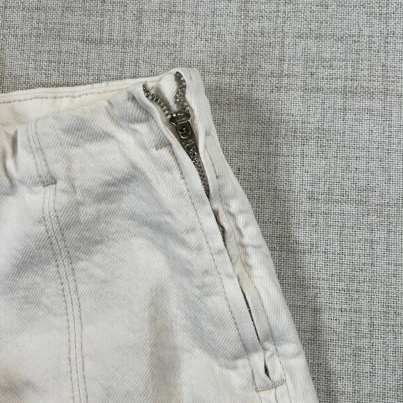 Zara White Denim Mini Skirt Women's size Large Side Zip Vertical Stitching - Picture 3 of 8